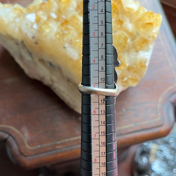 American Indian Sterling Ring - Picture 4 of 4